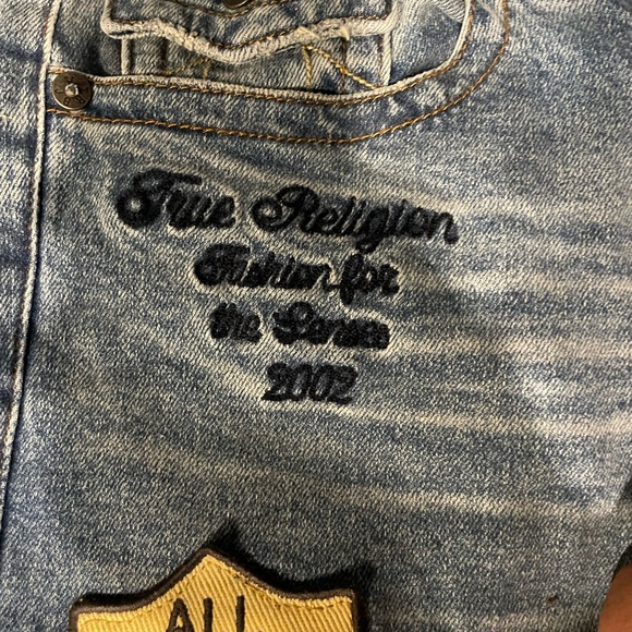 True Religion Rocco Patches Skinny Jeans 32” - Picture 5 of 7